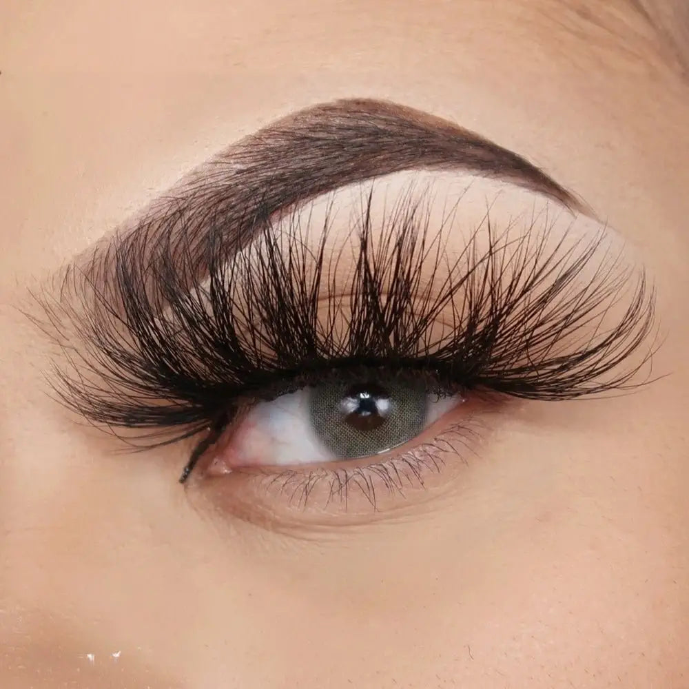 Chyna Thick Volume Lashes | Long Fluffy - Love Eyelashes